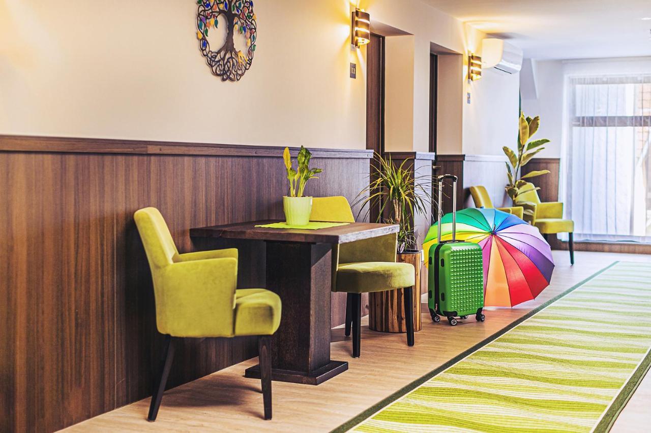 Park Hotel Buek-Buekfuerdo Bagian luar foto
